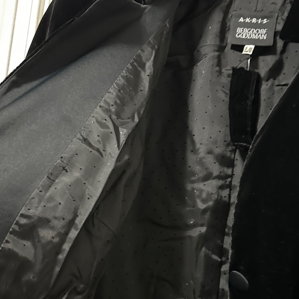 Akris Black Velvet Tailored Blazer - Picture 4 of 14